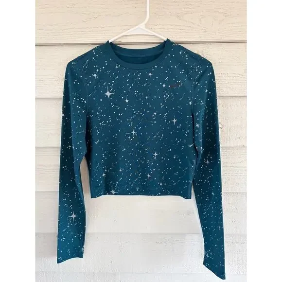 Nike Dri-Fit Cropped Long Sleeve Top Star Print Teal Athletic Shirt Size Small - Picture 2 of 6